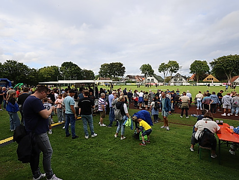 16. Fußball Benefizturnier