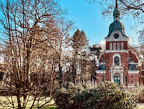 Lutherkirche im Frühjahr