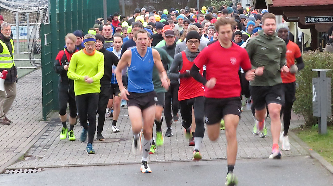 Start zum Pönitzer Silvesterlauf