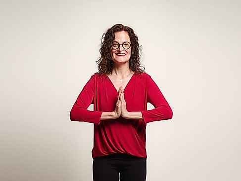 Zhineng Qigong in und an KapelleDREI