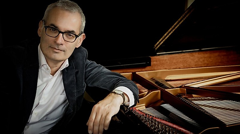 Klavierdebüt V Igor Levit, Markus Becker und junge Pianist*innen