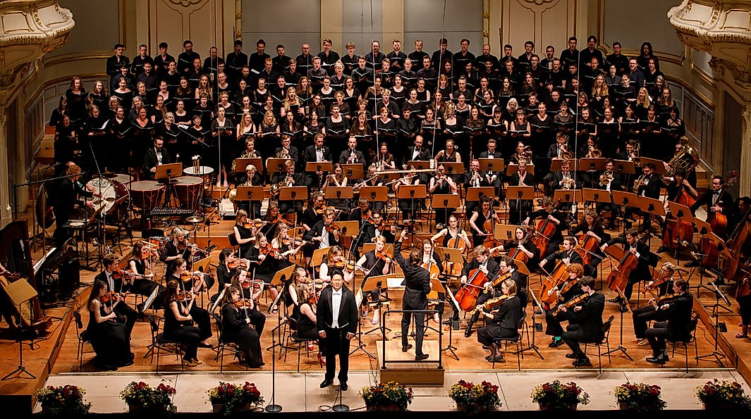 Chor der Universität Hamburg / Münchner Unichor / Orchester der Uni Hamburg
