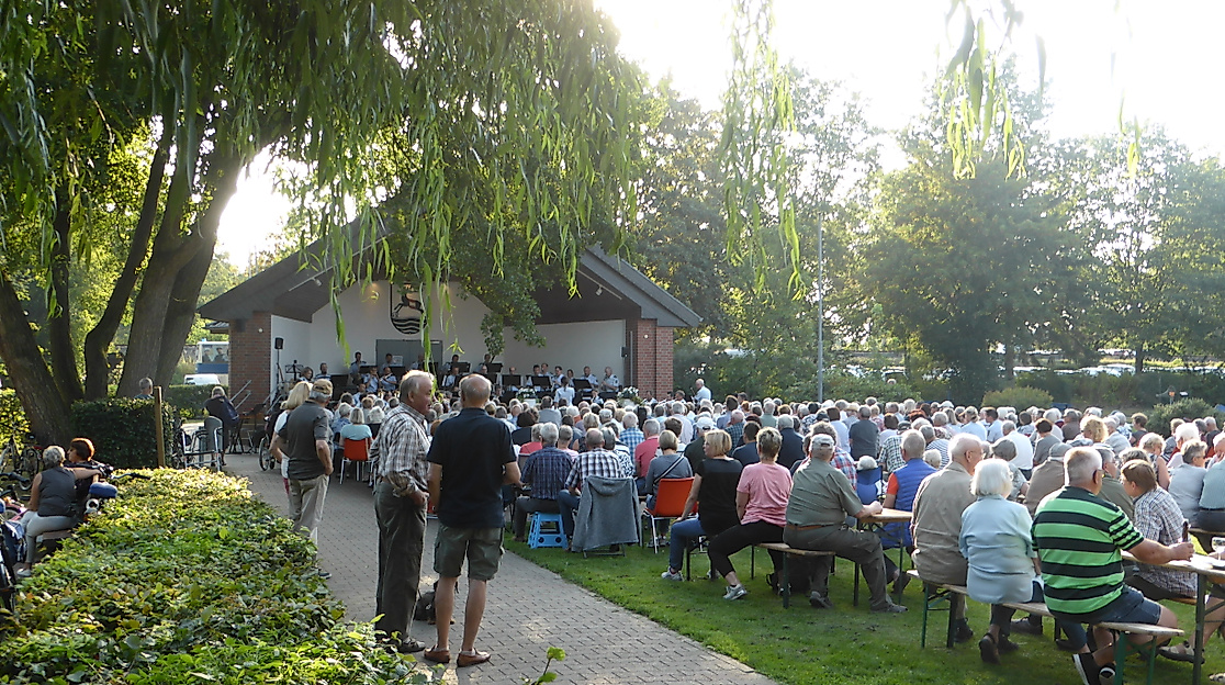 Musikpavillon Konzert Kurkark am See Bad Bodenteich
