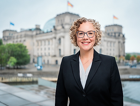 Julia Verlinden