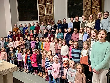 Christvesper 1 mit Weihnachtsspiel