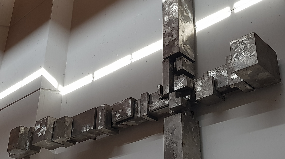 Liegendes Kreuz, Lichtstrahl