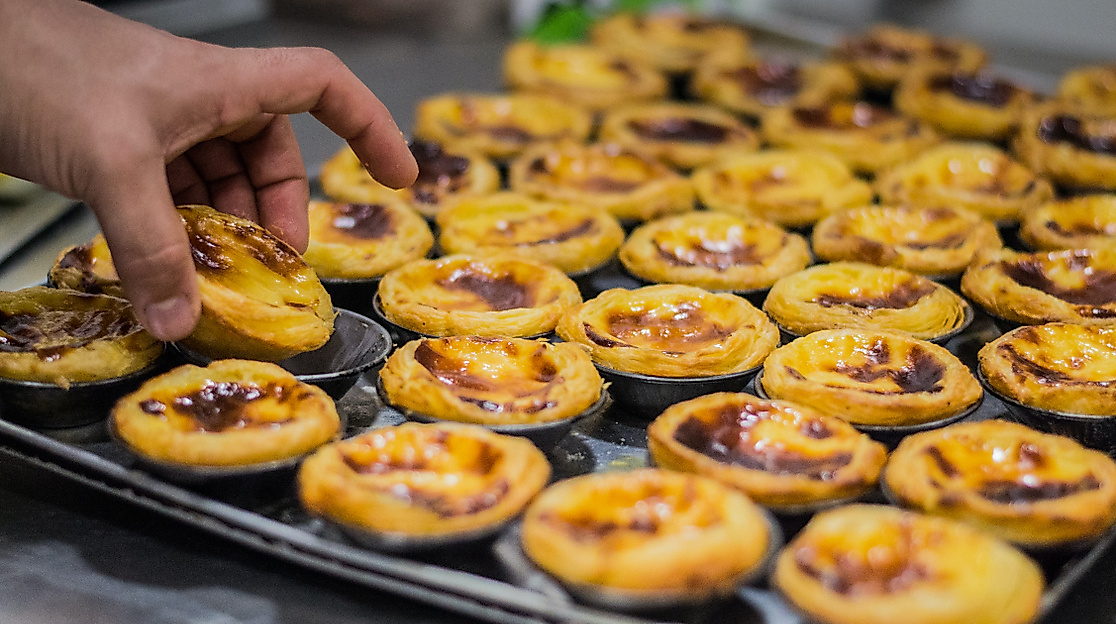 pasteis-de-nata_portugiesisch_c-unsplash-felix-kolthoff