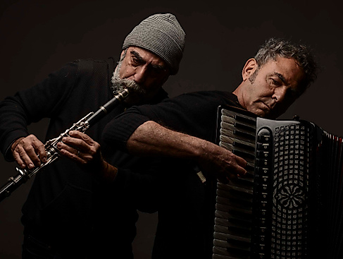 Musikalisches Duo mit Klarinette und Akkordeon