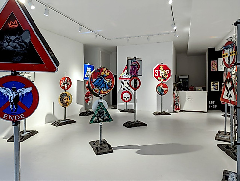 urbanshit-gallery_sign-city1_01