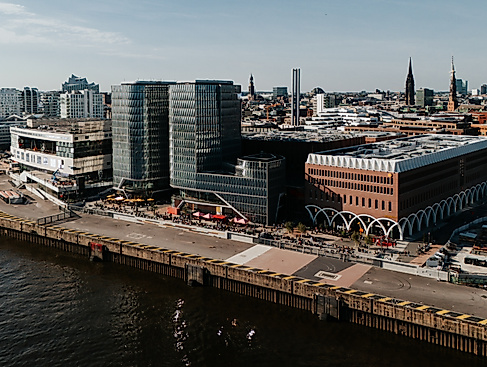 westfield-hamburg-uberseequartier_wasserperspektive_2ceichert-media