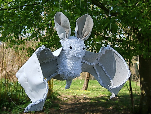 Puppentheater: Die weiße Fledermaus