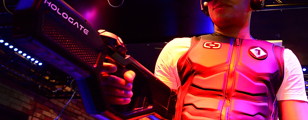 slv_hologate-spieler-am-start_c_schwarzlichtviertel