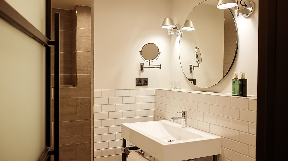 Hotel Gastwerk Hamburg: Badezimmer