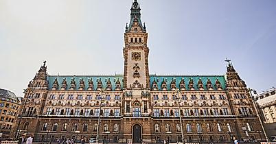 rathaus_totale_c-2018-thisisjulia-photography-1
