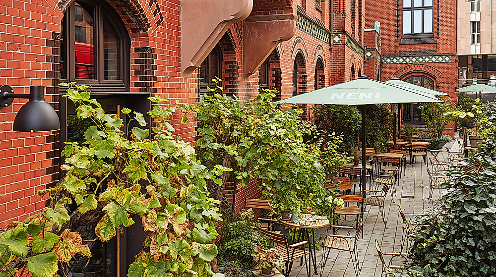 restaurant-neni_aussenterrasse_c-2020_stephan-lemke
