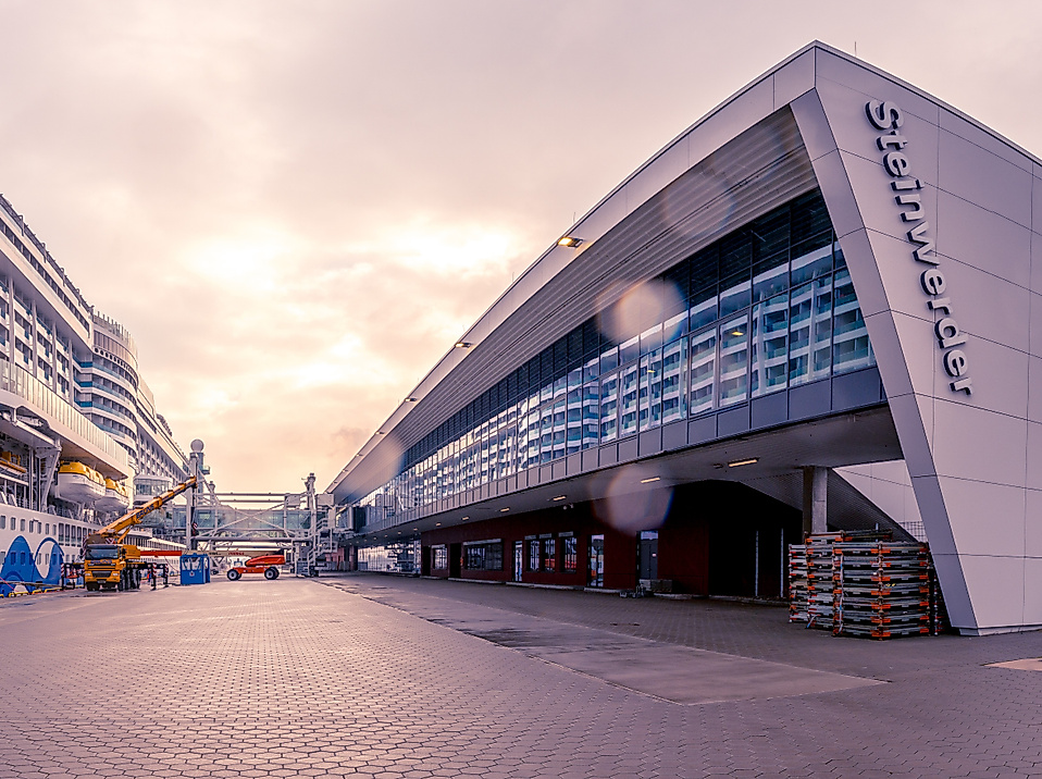 Cruise Center Steinwerder