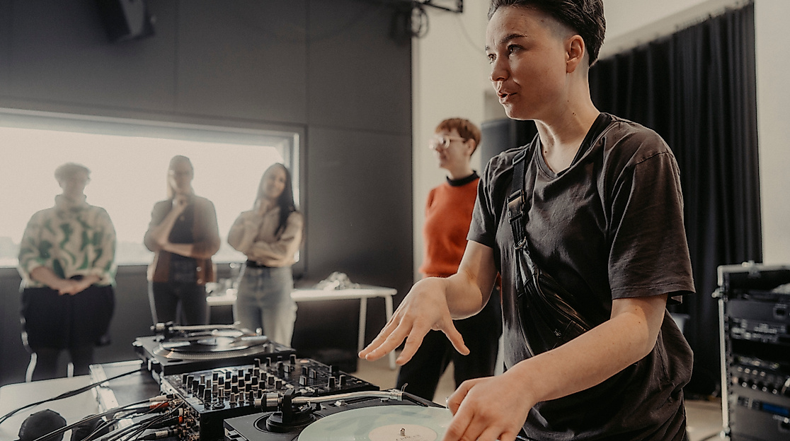 DJ Workshop Spoon by Sophie Wolter 1