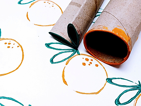 25-12-15 OrangenSehrhell Geschenkpapier Stadtbücherei Ahrensburg