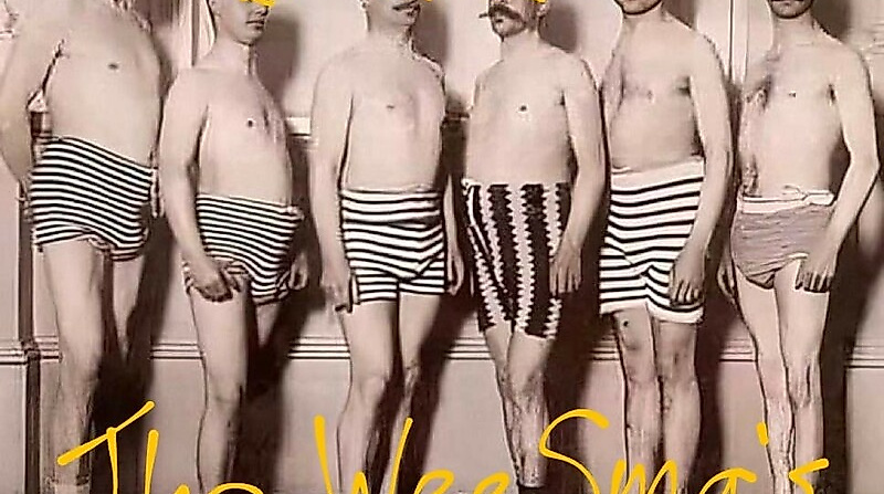 THE WEE SMAS & LUXURIOUS MOMENTS