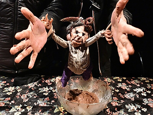 Ginger Bread House - cannibalistic music & horrific puppeteering