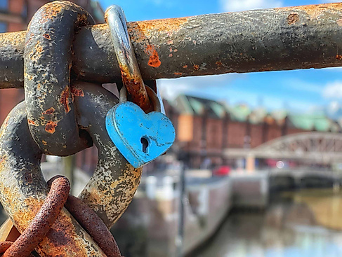 hamburg stadtführung, herz an brücke, Rosinenfischer