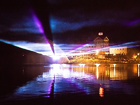 Laser-Spektakel am See