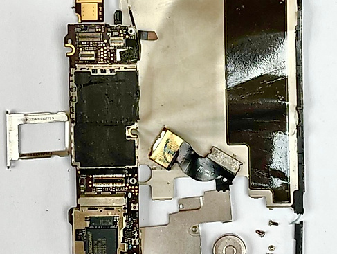 Lehrer*innenfortbildung: Smartphones – Was bedeuten sie für die schulische Bildung und speziell für die ästhetischen Fächer?