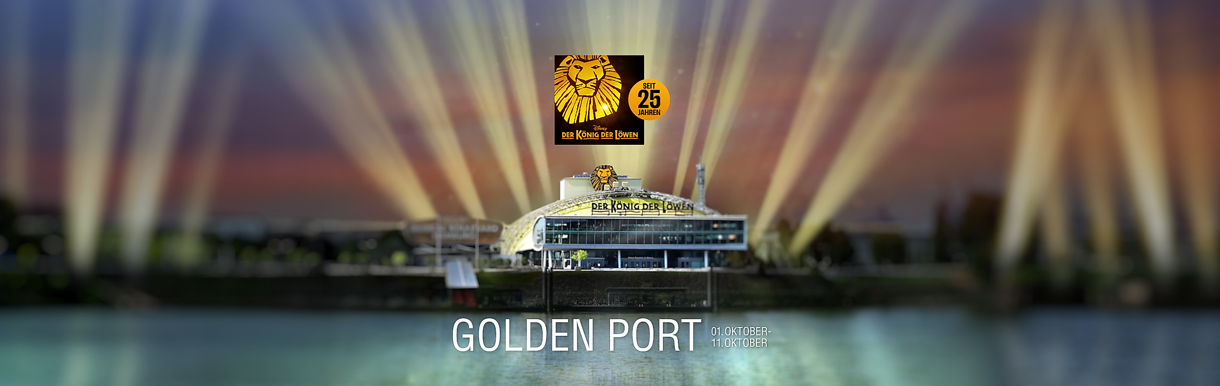 König der Löwen Theater im Hamburg mit goldenen Lichtstrahlern