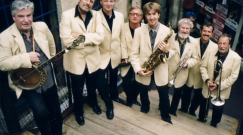 Old Merry Tale Jazz Band