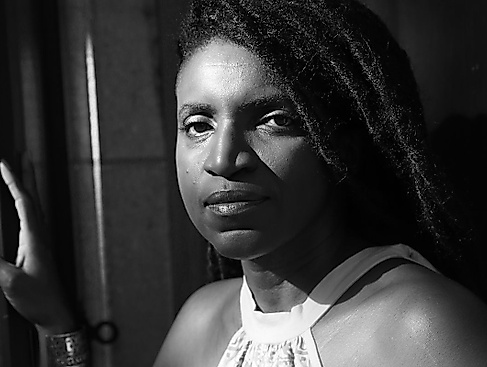 Latin Session #9: Ivonne González