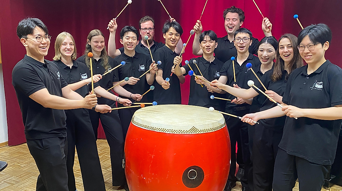 Schlagzeugklasse der Prof. Cornelia Monske, Hochschule für Musik und Theater Hamburg