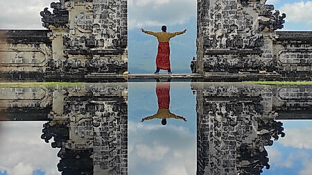 Konzert & Vernissage ?Alte Tempel der Welt? & ?Schöne Orte der Welt?