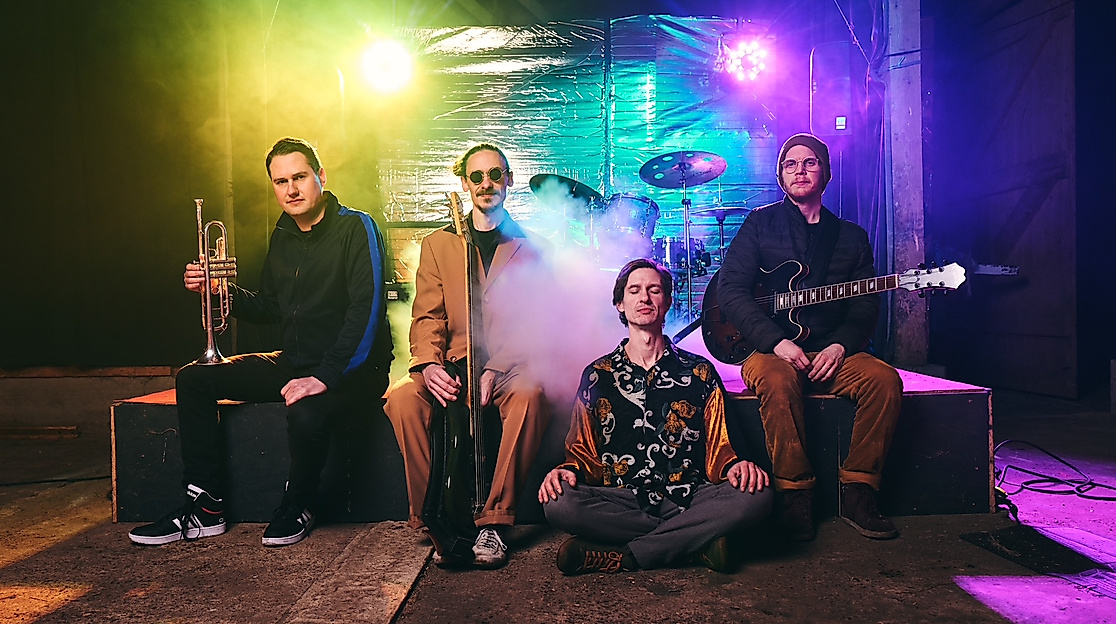 YOUPHORIC "The Answer Is Y"