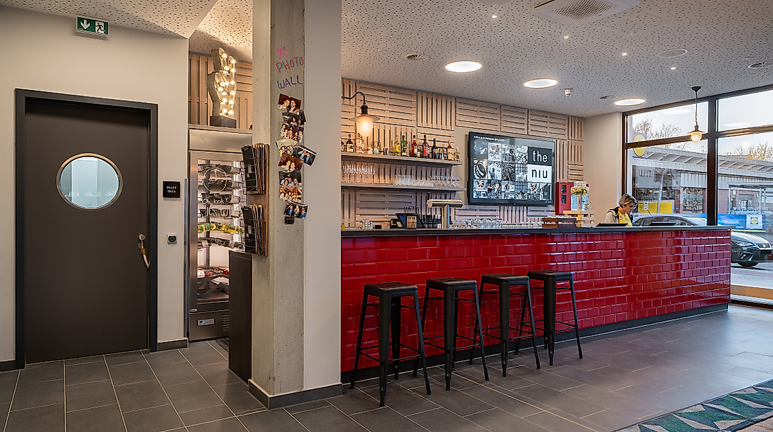 Holiday Inn - the niu Keg Hamburg: Bar