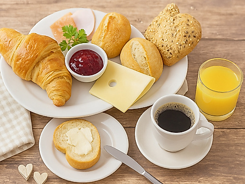 Frühstücksbuffet im Oktober