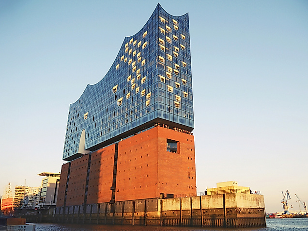 Adventure World Tours Elbphilharmonie Plaza Führung