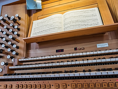 Mühleisen-Orgel in der Kirche am Rockenhof