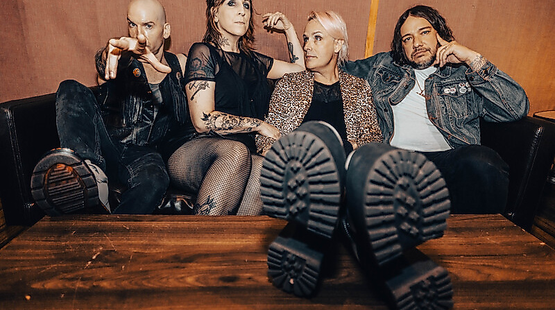 THE IRON ROSES - Molotov Nights Tour 2026