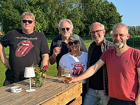 Akustik Remembaa & Friends in der Beachbar