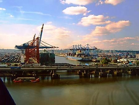 THB_Waltershofer Hafen von der Köhlbrandbrücke  Hans-Ulrich Niels