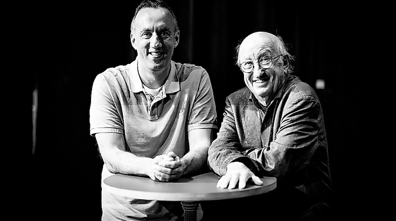 Die Pubertäts-Docs (Dr. Jan-Uwe Rogge und Matthias Jung - Chill mal! Pubertät - Loslassen und Halt geben