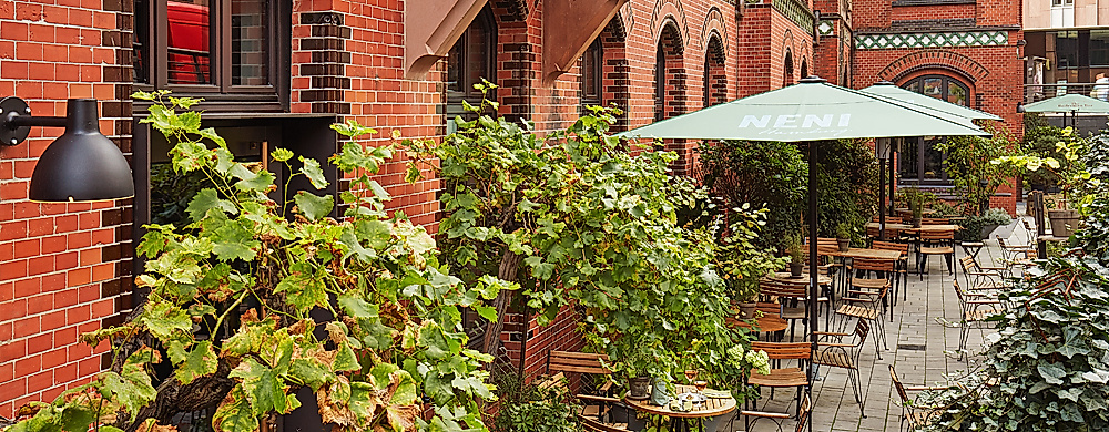restaurant-neni_aussenterrasse_c-2020_stephan-lemke