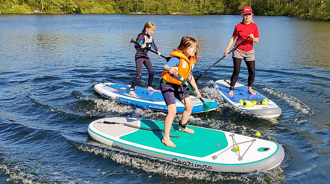 SUP BASIC-Kurs: Spielerisch die Grundlagen des Stand Up Paddling lernen – für Groß und Klein ein unvergessliches Erlebnis auf dem Wasser