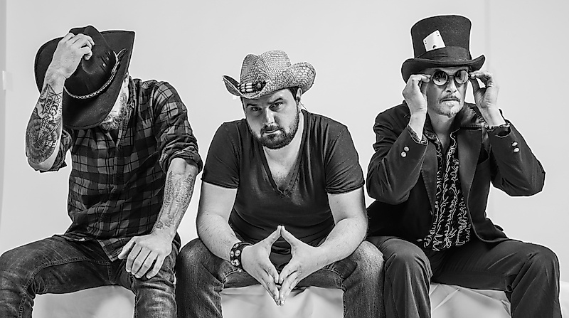 Mandowar - »Hee Haw« - endlich neue Songs von Mandowar!