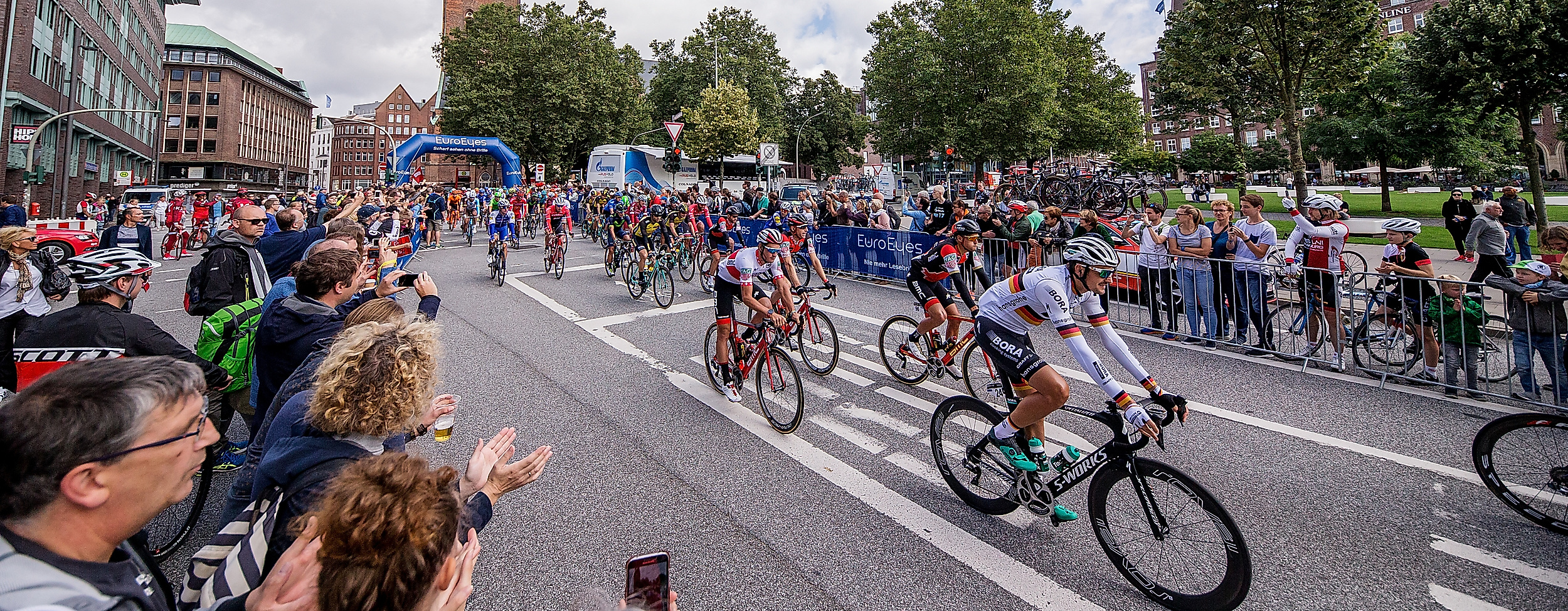 EuroEyes Cyclassics Hamburg