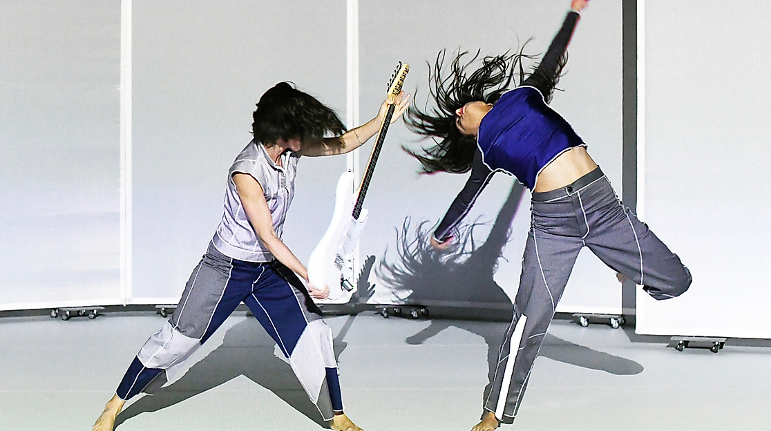 Anna-Konjetzky-&-Co-SONGS-OF-ABSENCE--Gabriela-Neeb-3-web