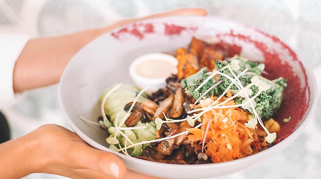 vietnamesisch-vegan_c-unsplash-maddi-bazzocco