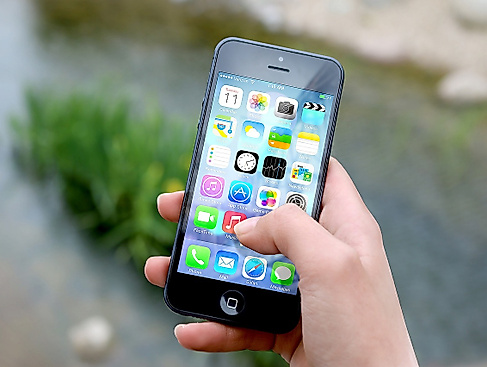 25-06-12 Smartphone pixabay