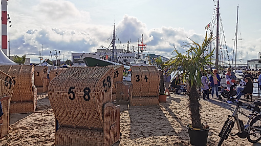 Bremerhavener Matjestage & HafenSpektakel