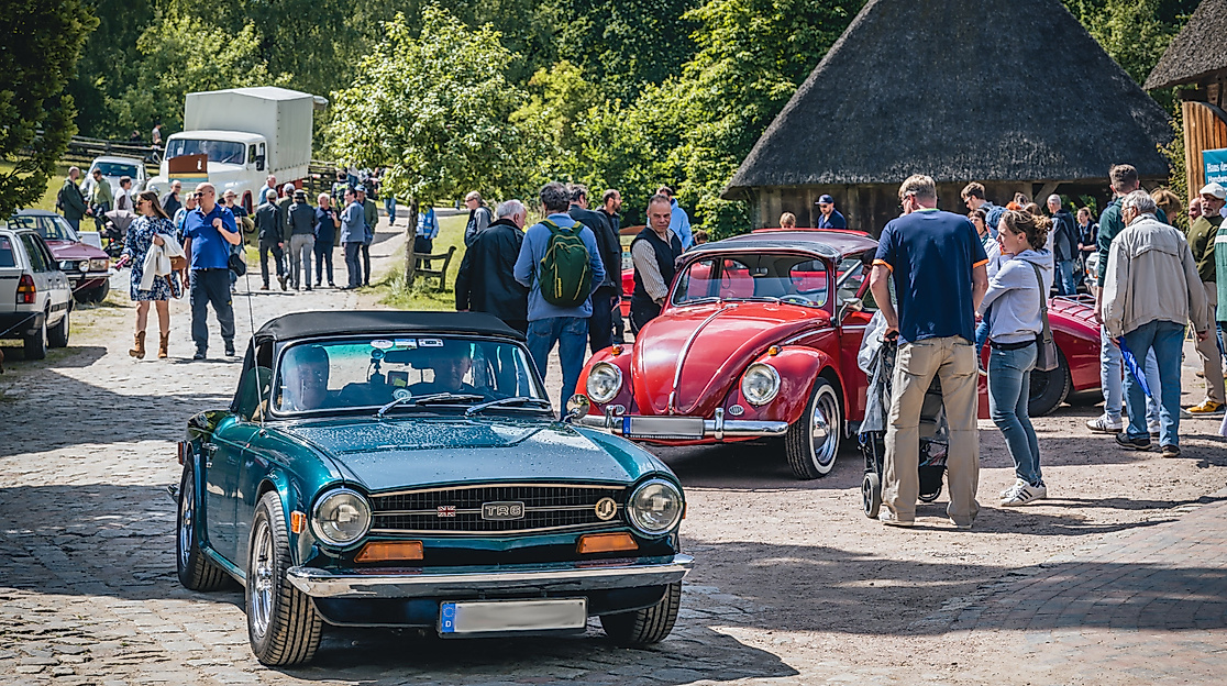 Klassiker aus Chrom und Blech beim Oldtimertreffen am Kiekeberg
